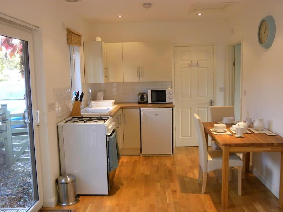 Oakey Orchard - Cosy Apartment In Tamar Valley, Cornwall Saint Dominick Exterior photo